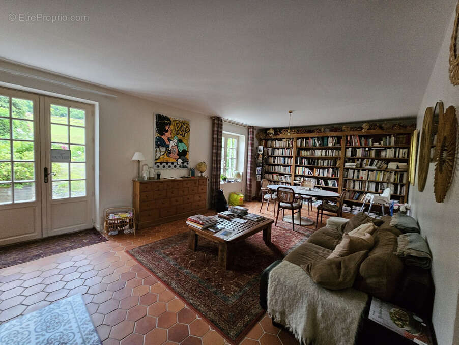 Maison à PONT-L'EVEQUE