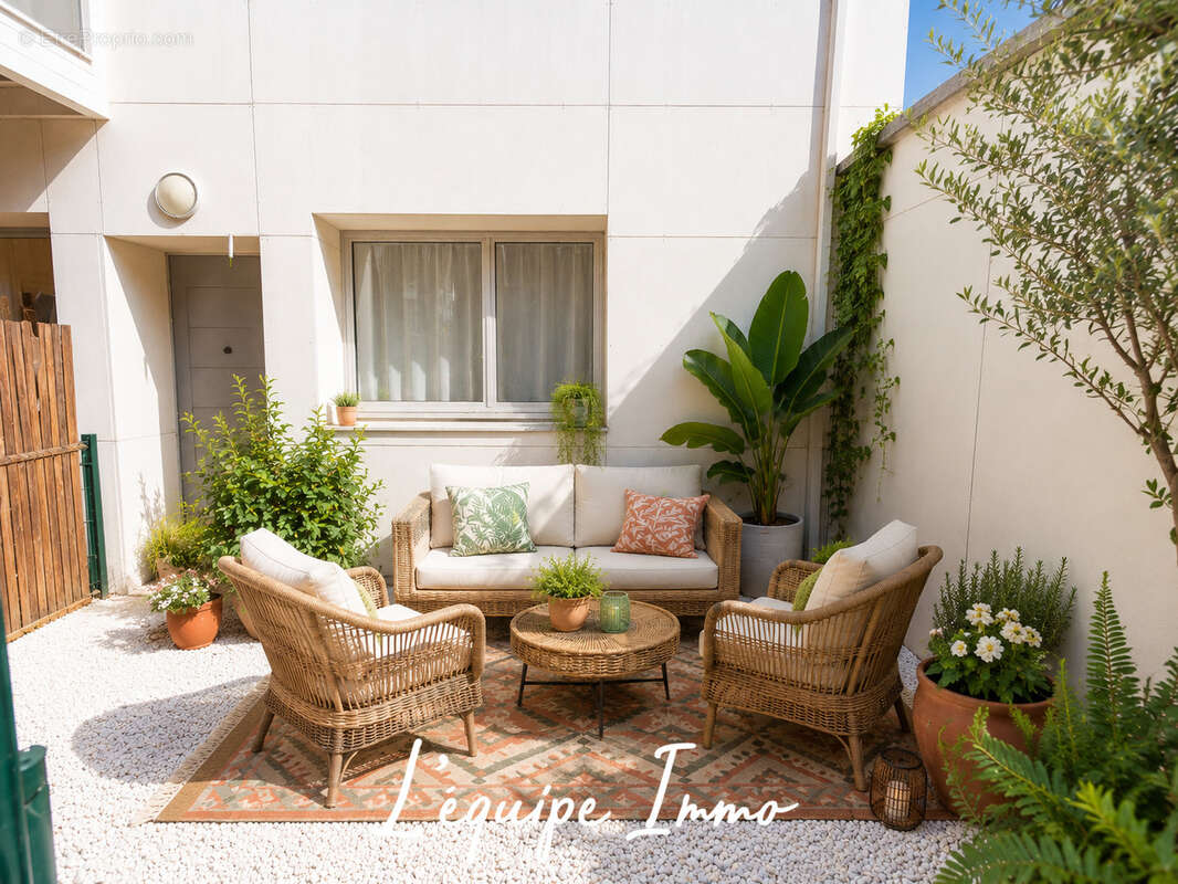 Coeur Sept Deniers- Maison Duplex T2 de 45 m2 avec parking et jardin. - photo 3