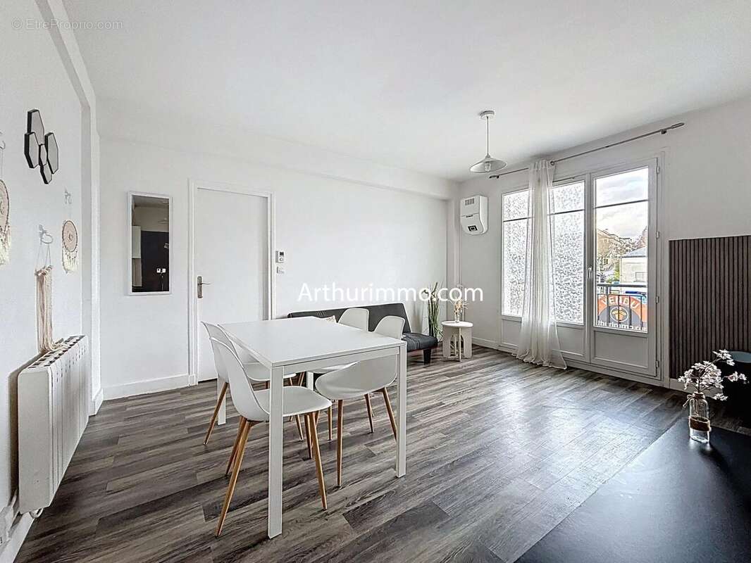 Appartement à BOISSY-SAINT-LEGER
