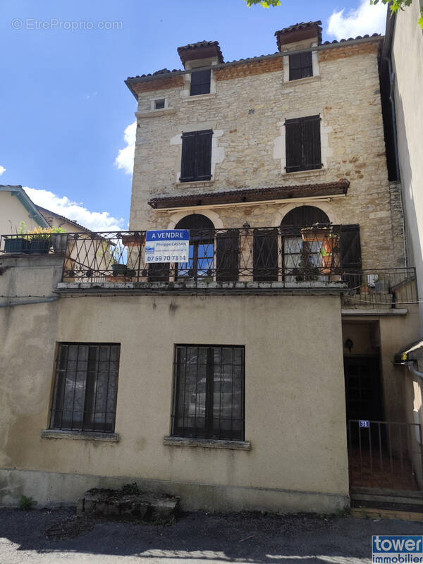 Maison à VILLEFRANCHE-DE-ROUERGUE