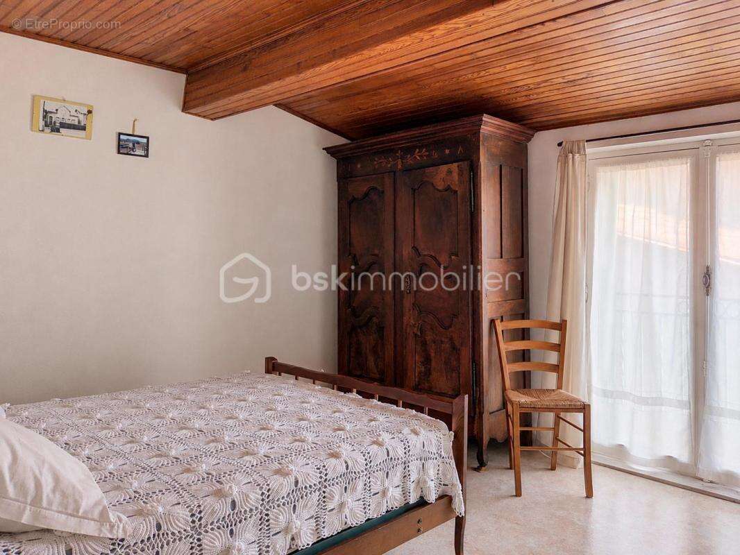 Maison à Vinça 97 m2, 5 pièces, 3 chambres - photo 12