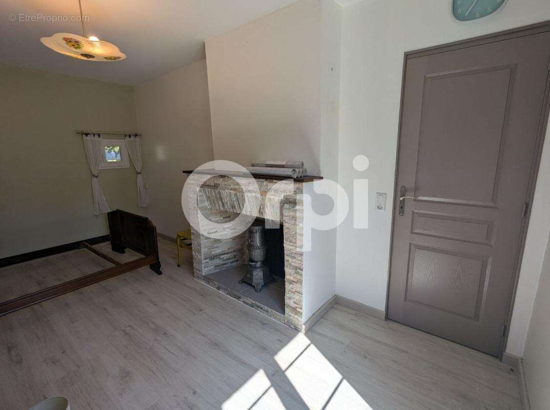 Maison a renover, 78,5 m² potentiel de 150 m², a vendre a vic-sur-aisne (02290) - - photo 6