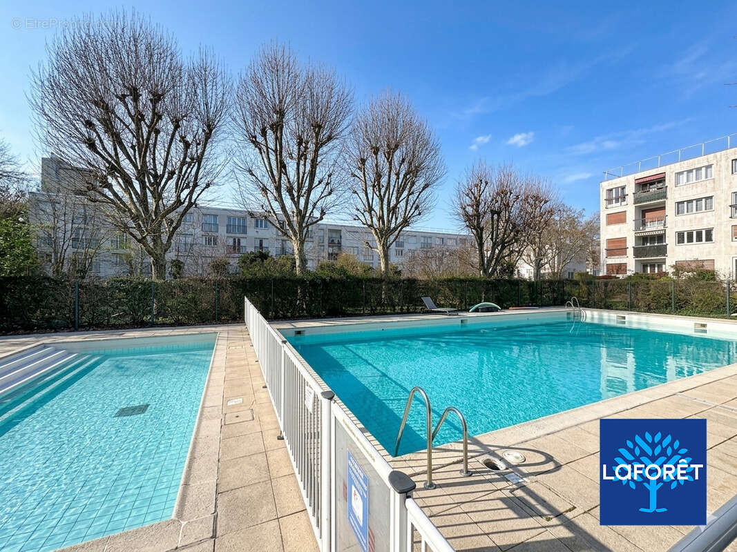 Appartement à CHILLY-MAZARIN