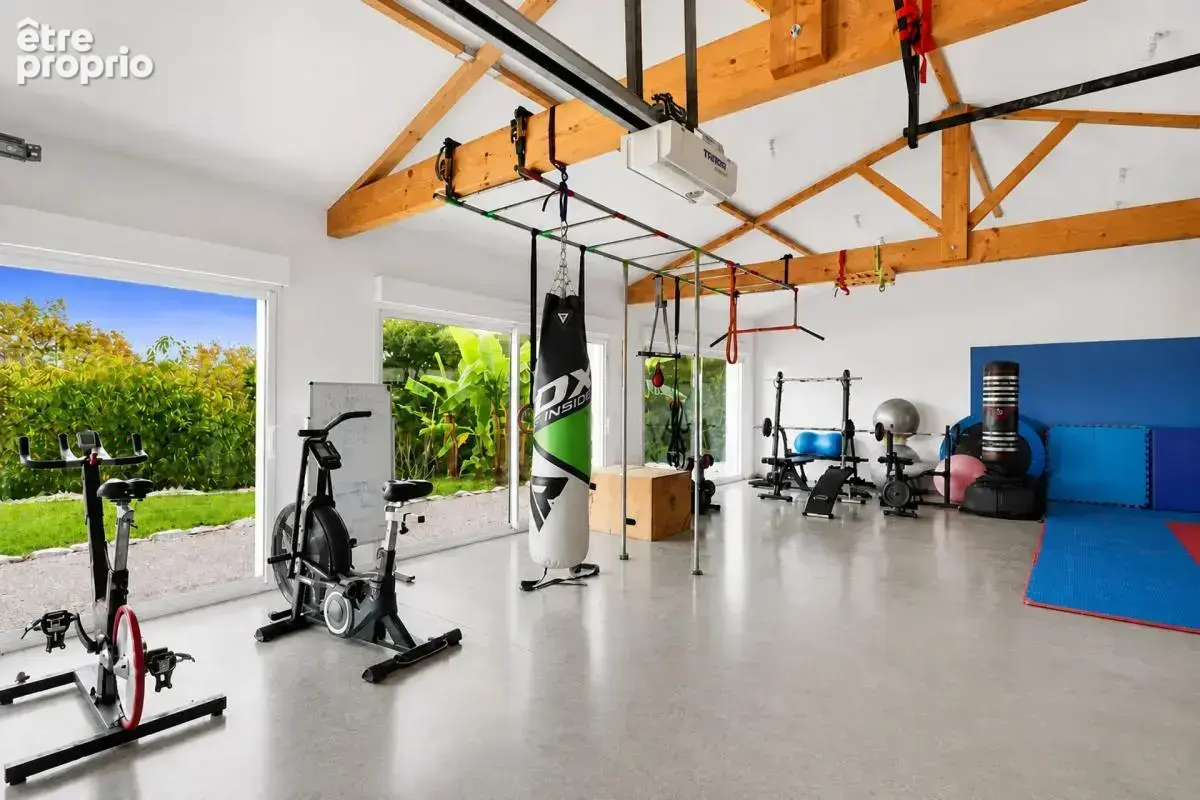 Maison de plain-pied avec piscine et espace indépendant de 97 m2 - photo 12