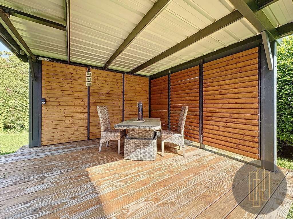 Maison à SAINT-GERMAIN-SUR-L&#039;ARBRESLE