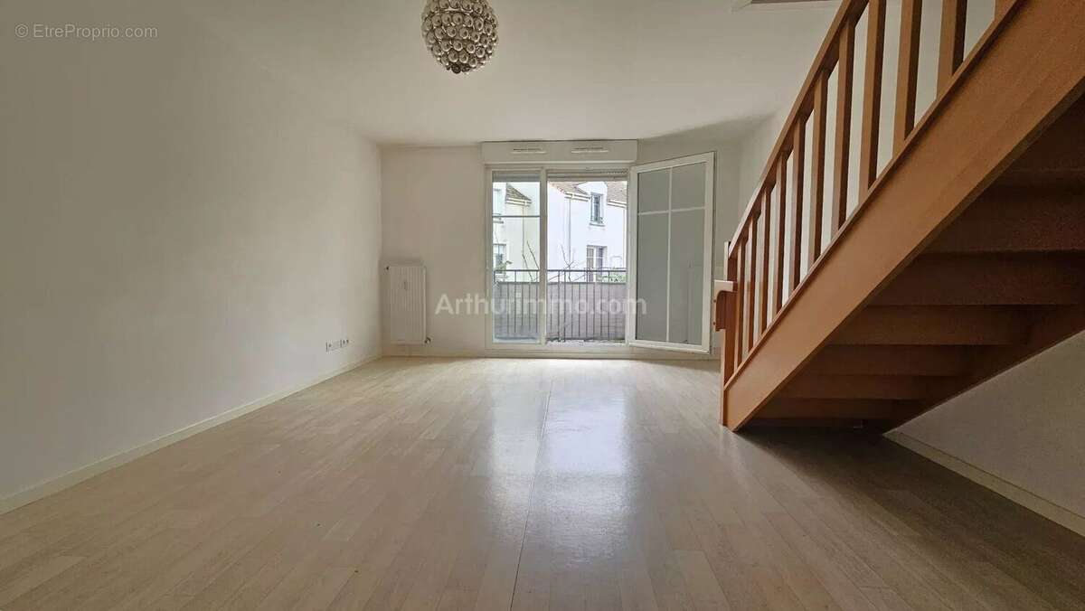 Appartement à LEUVILLE-SUR-ORGE