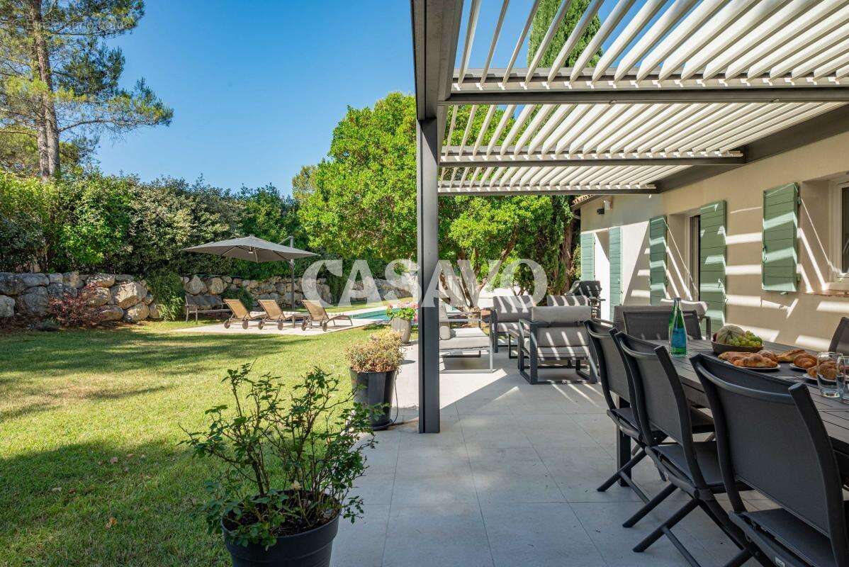 Maison à LE THOLONET