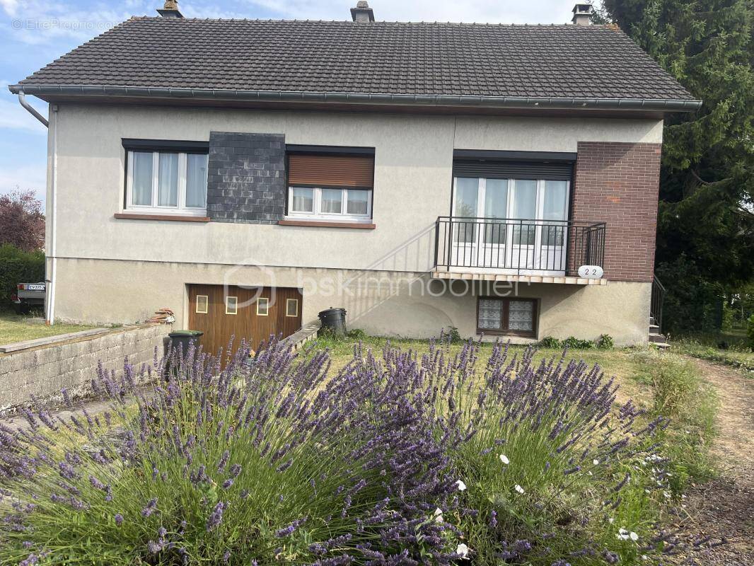 Maison à CORBIE