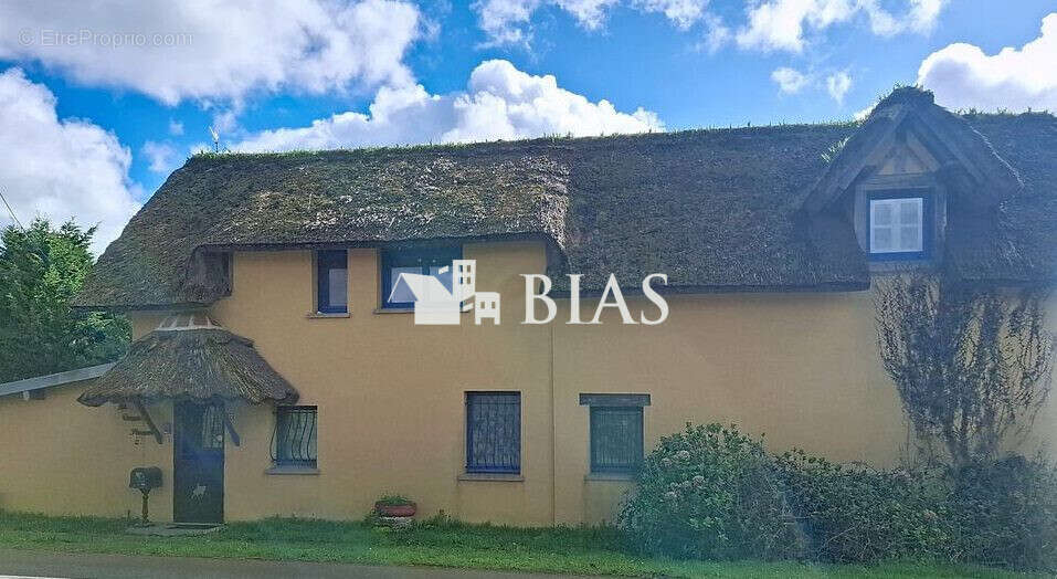 Maison à BEAUMONT-EN-AUGE