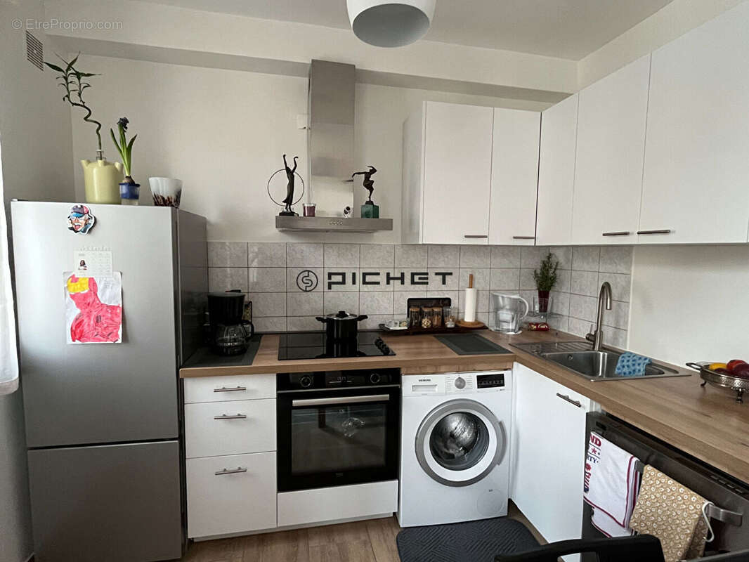 Appartement à MONTROUGE