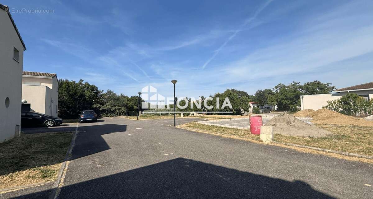 VILLATE: terrain a vendre de 406 m2 viabilisé - photo 3