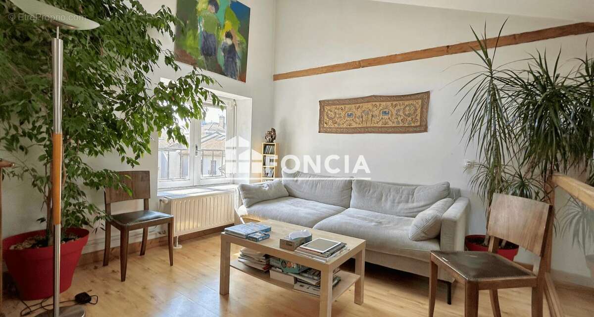 Appartement à LYON-4E