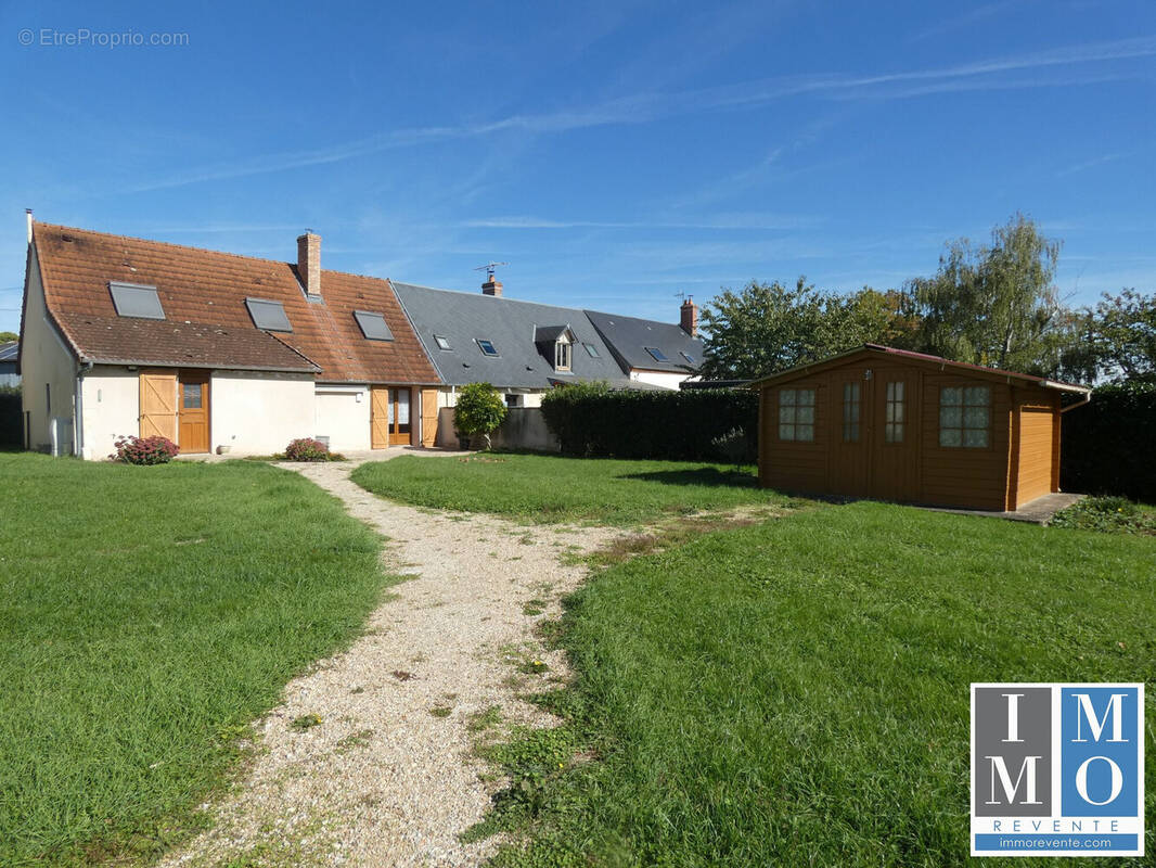 Maison à SAINTE-SOLANGE