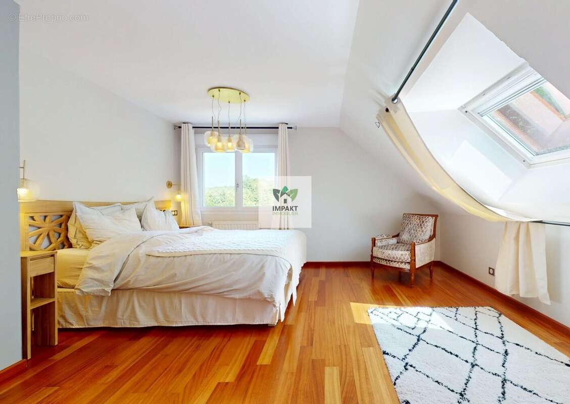 Maison à FRAHIER-ET-CHATEBIER