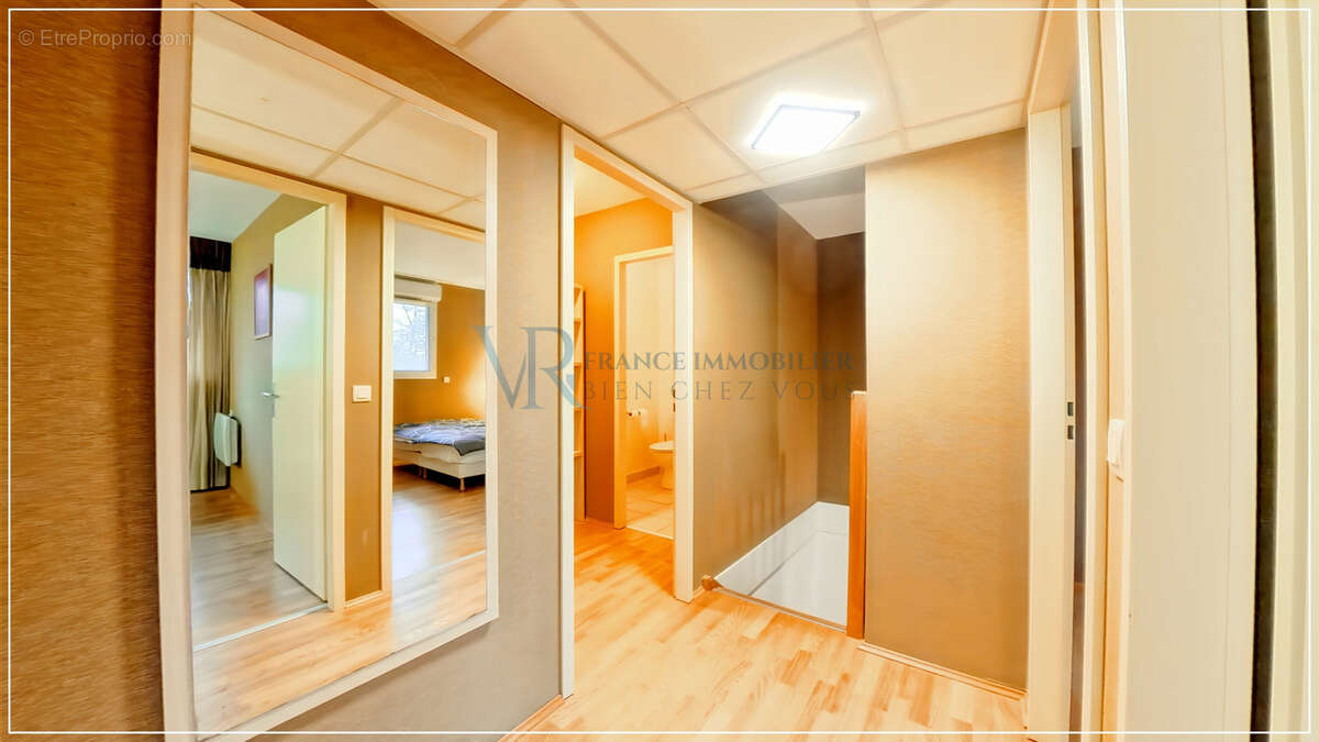Appartement 3 pièces (t3) duplex 70 m2 - loué meublé - photo 10