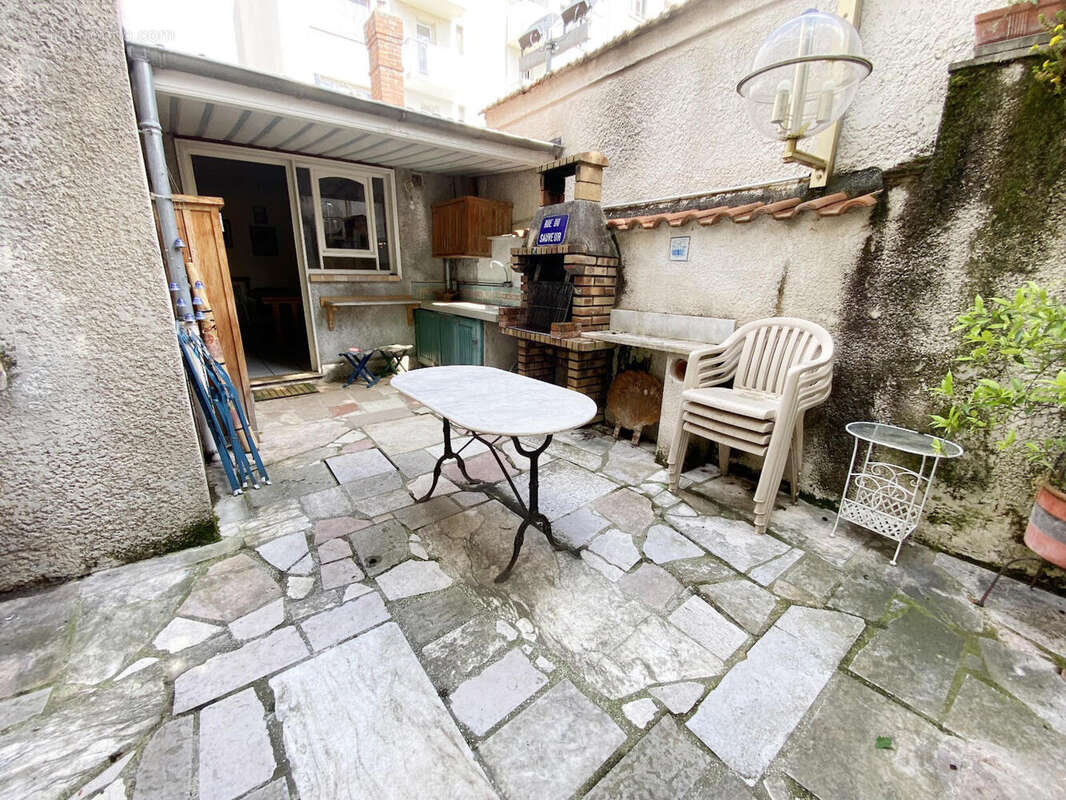 Photo 2 - Maison à LYON-8E