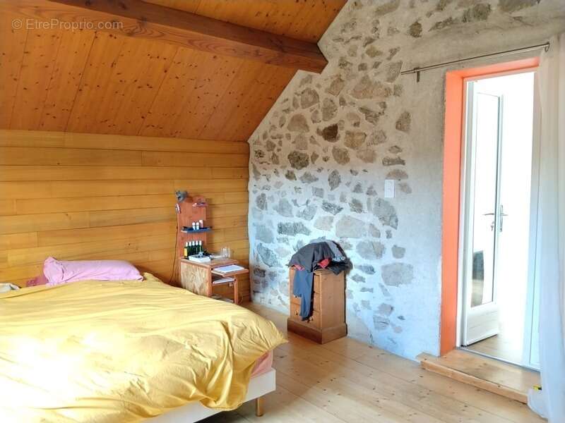 Maison à VILLEFRANCHE-DE-ROUERGUE