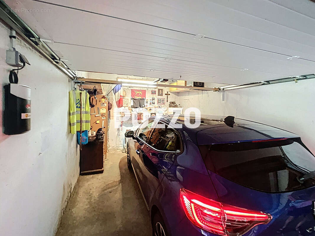 Appartement à DONVILLE-LES-BAINS