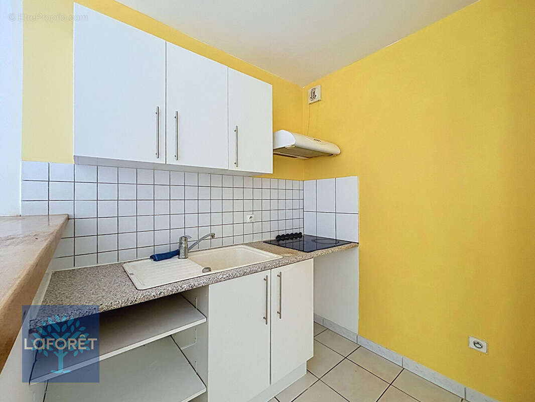 Appartement Corbeil Essonnes 2 pièces - 46.69m² - photo 4