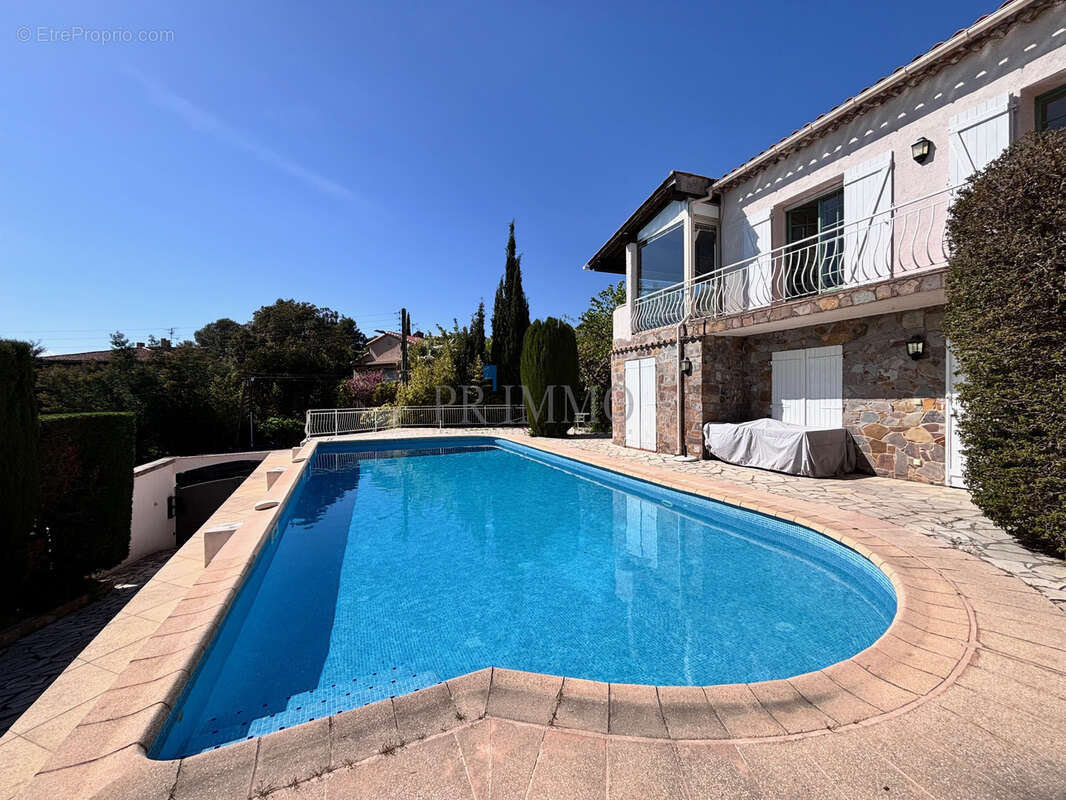 Maison à SAINT-RAPHAEL