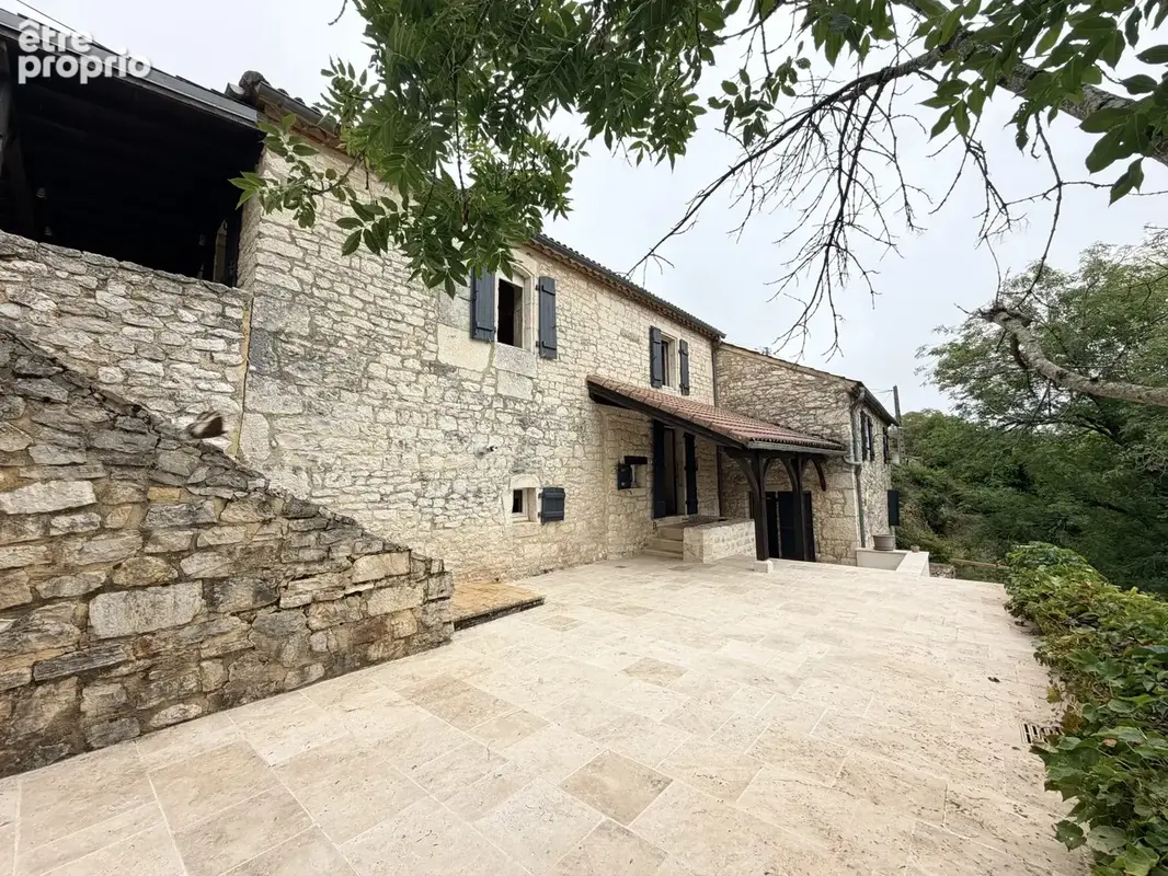 Maison en pierre avec point de vue dominant - photo 18