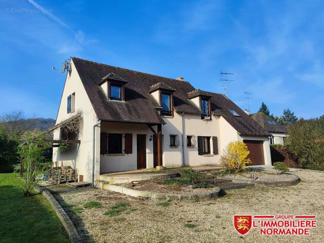 Maison à PACY-SUR-EURE