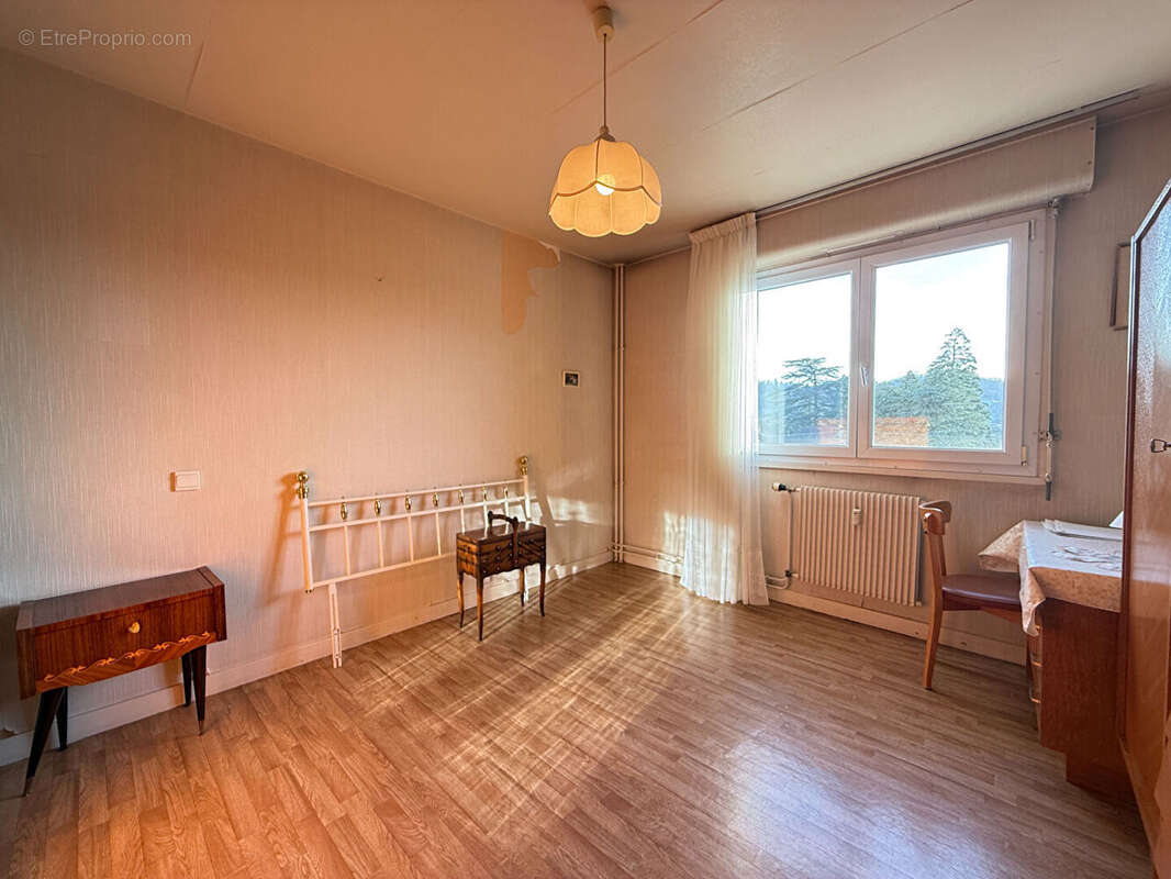 Appartement à LONS-LE-SAUNIER