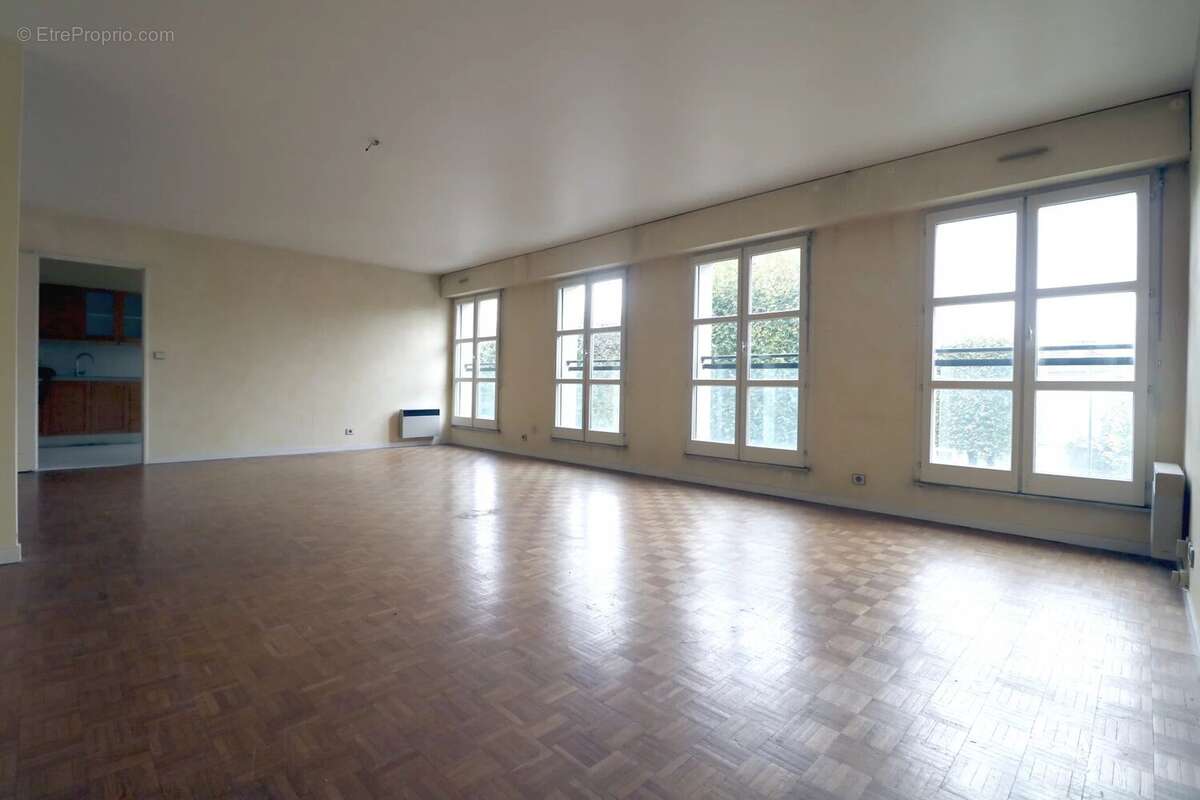 Appartement à LE CHESNAY