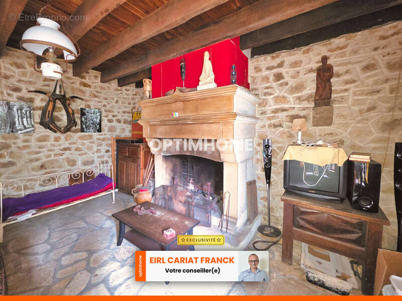 Maison à SAINT-PRIEST-LA-FEUILLE