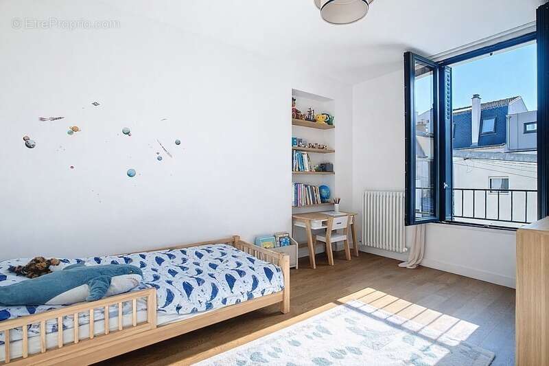 Maison à ASNIERES-SUR-SEINE