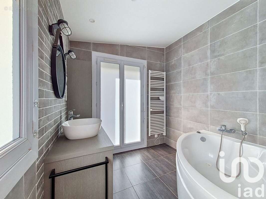 Photo 7 - Maison à VILLIERS-LE-BACLE