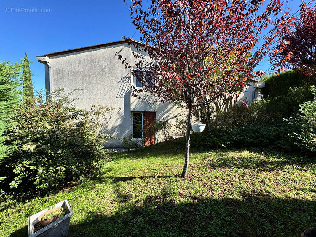 Maison à COULOUNIEIX-CHAMIERS