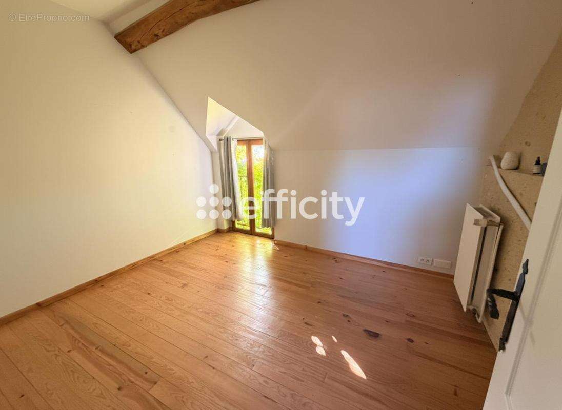 Maison 178 m² à Montoire-Sur-Le-Loir  - photo 19