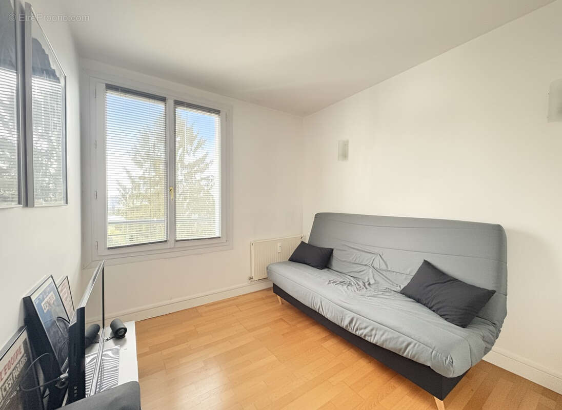 Appartement à SAINT-MAUR-DES-FOSSES