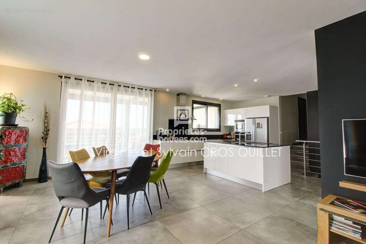 Maison à MONTASTRUC-LA-CONSEILLERE