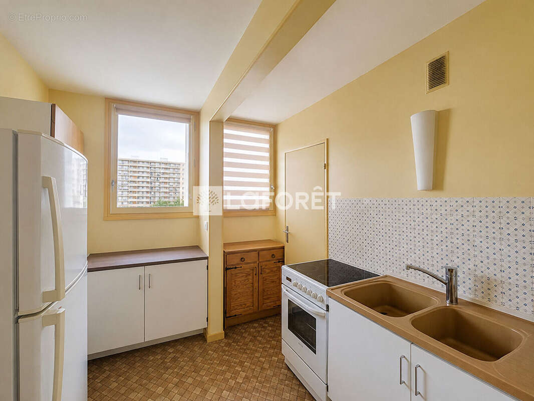 Appartement Rillieux La Pape 5 pièce(s) 111 m2 - photo 7