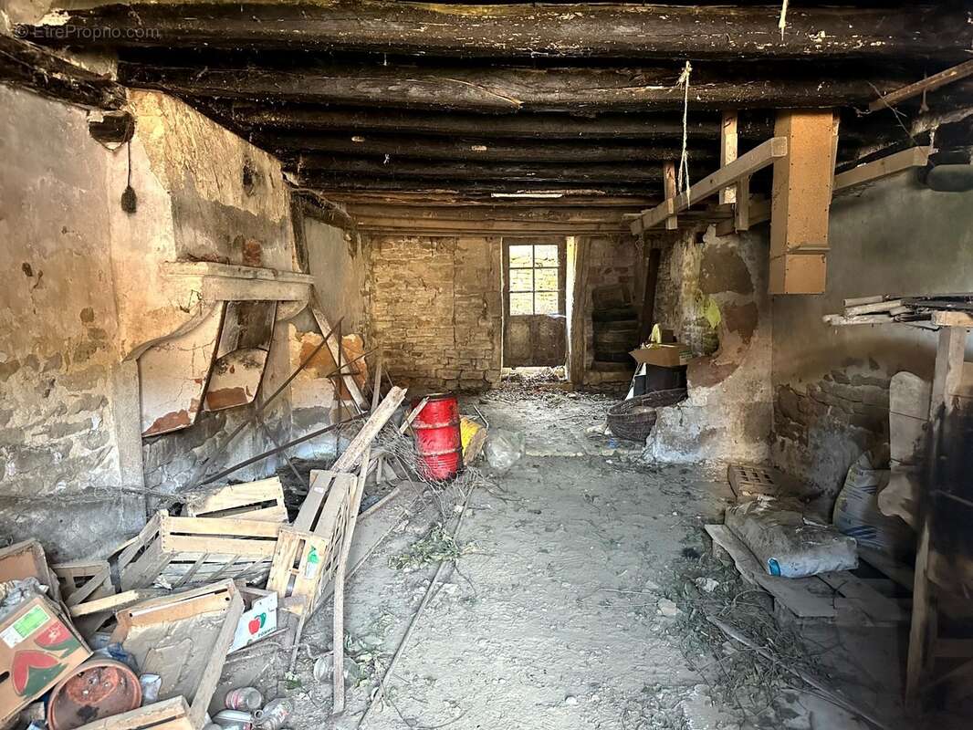 Maison à vendre avec grange attenante et terrain VITTEAUX (21) - photo 12