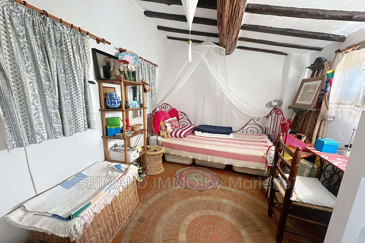 Maison à PLAN-DE-LA-TOUR