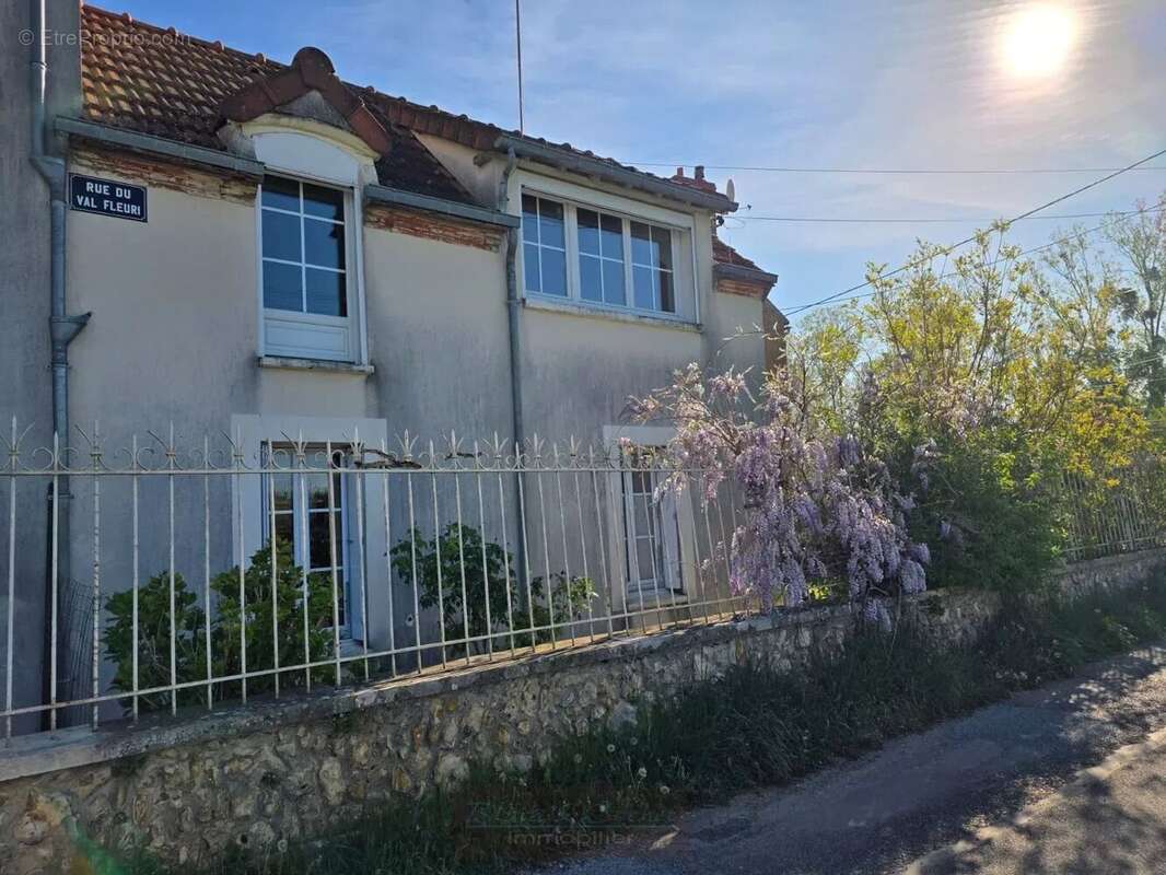 Maison à CEPOY