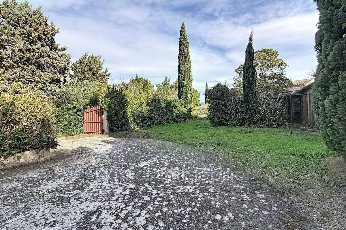 Maison à JONQUERETTES