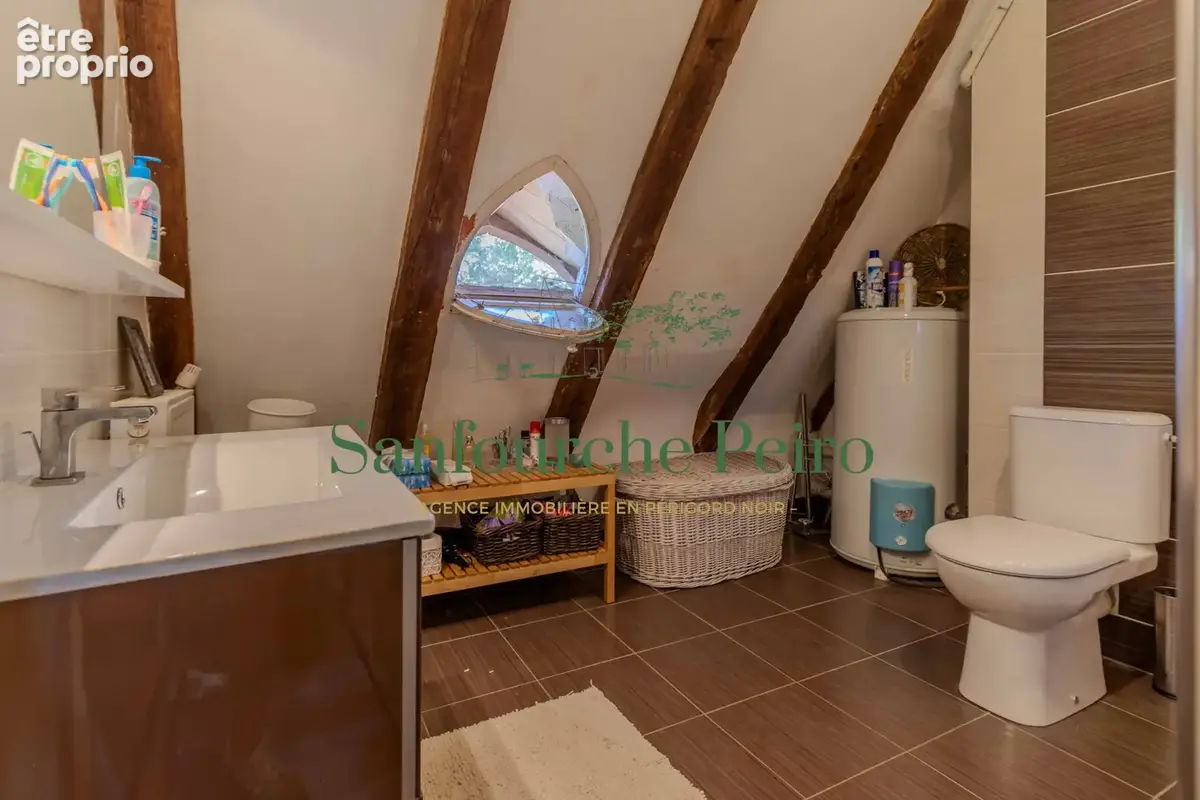 A 25 km à l'ouest de Sarlat et 7 km de St Cyprien - photo 25