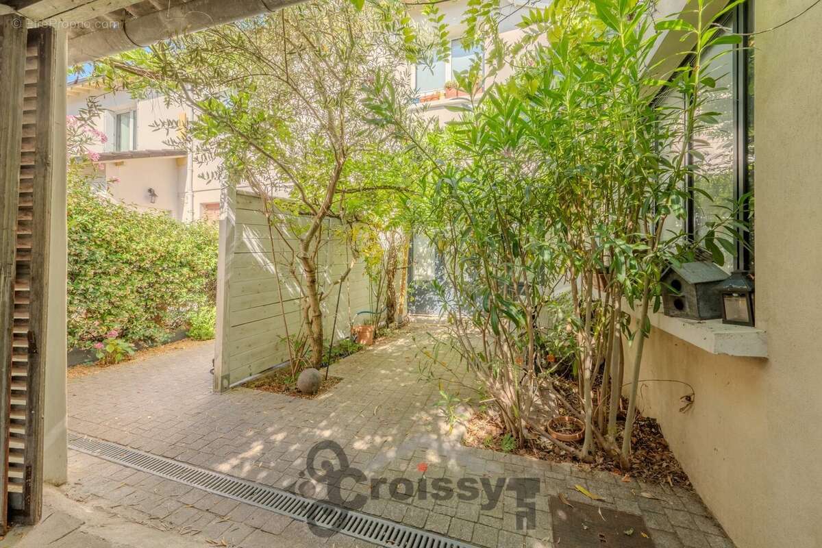 Appartement à CROISSY-SUR-SEINE