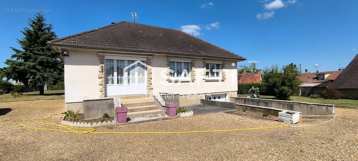 Photo 1 - Maison à PUISEUX