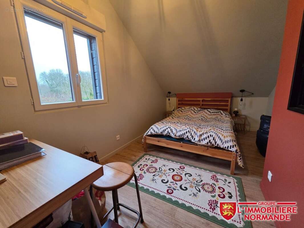 Maison à SAINT-PIERRE-DU-VAUVRAY