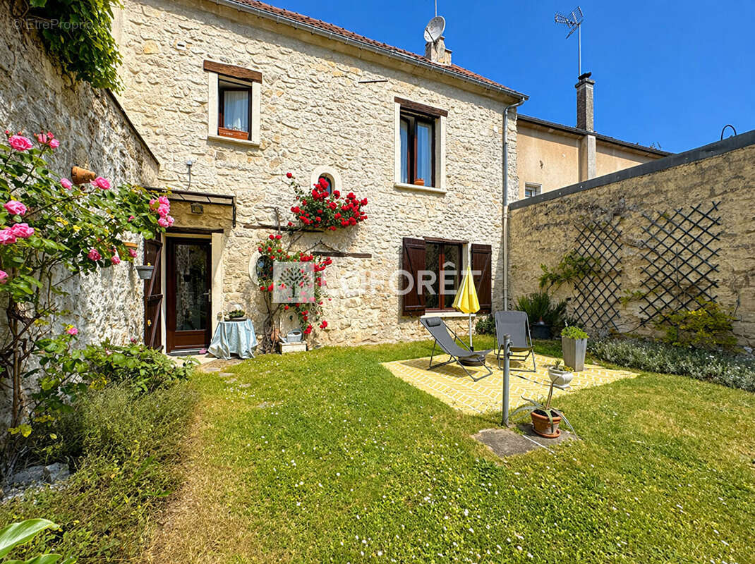 Maison à LAMORLAYE