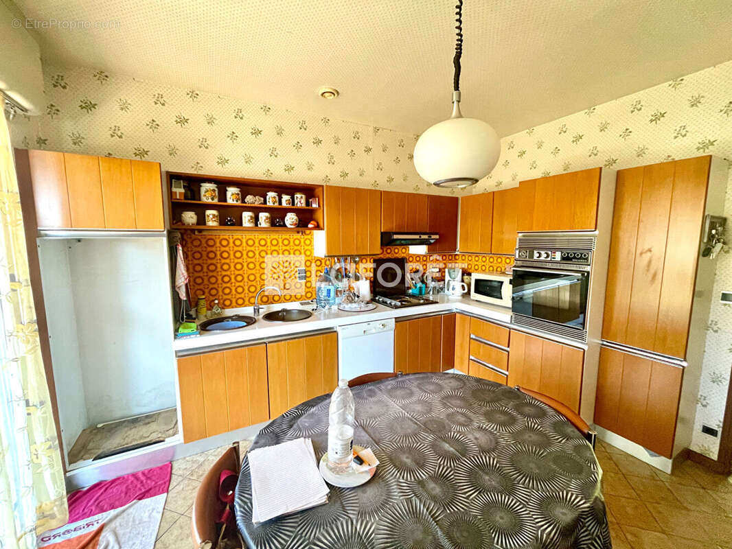 Maison à RIEUPEYROUX