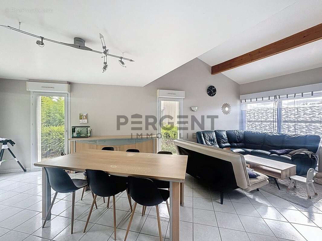 Maison à LA FRANCHEVILLE