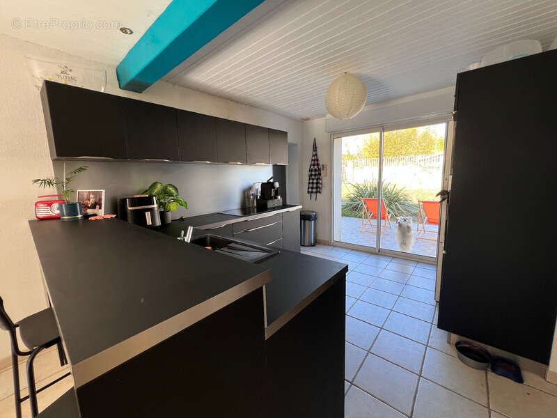 Maison à vendre 7 pièces MESCHERS SUR GIRONDE (17) - photo 8