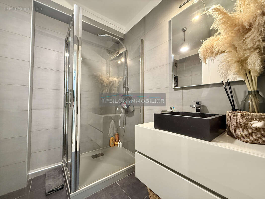 Appartement à BEAUSOLEIL