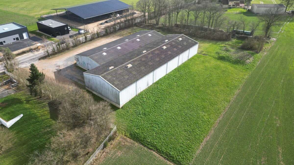 Commerce à THIRON-GARDAIS